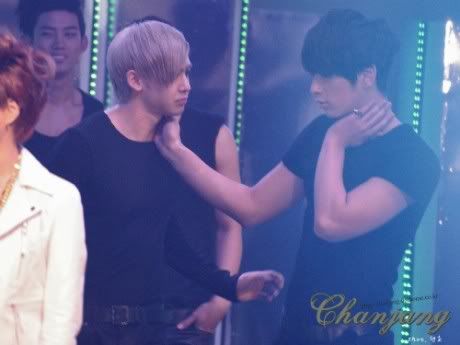 20100525 chansung bully nickchun [updated] was chansung bullying or joking around with nickhun Pictures, Images and Photos