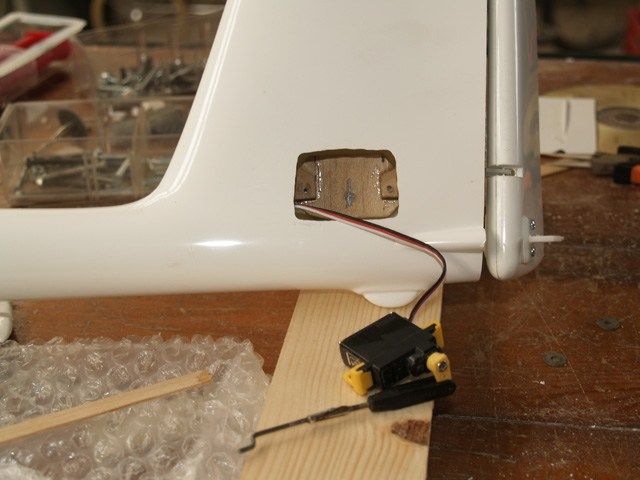 richtingroerservo.jpg