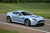 Aston Martin V12 Vantage