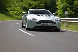 Aston Martin V12 Vantage