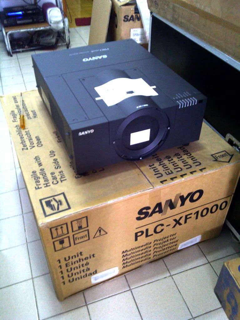 plc-xf1000-web.jpg