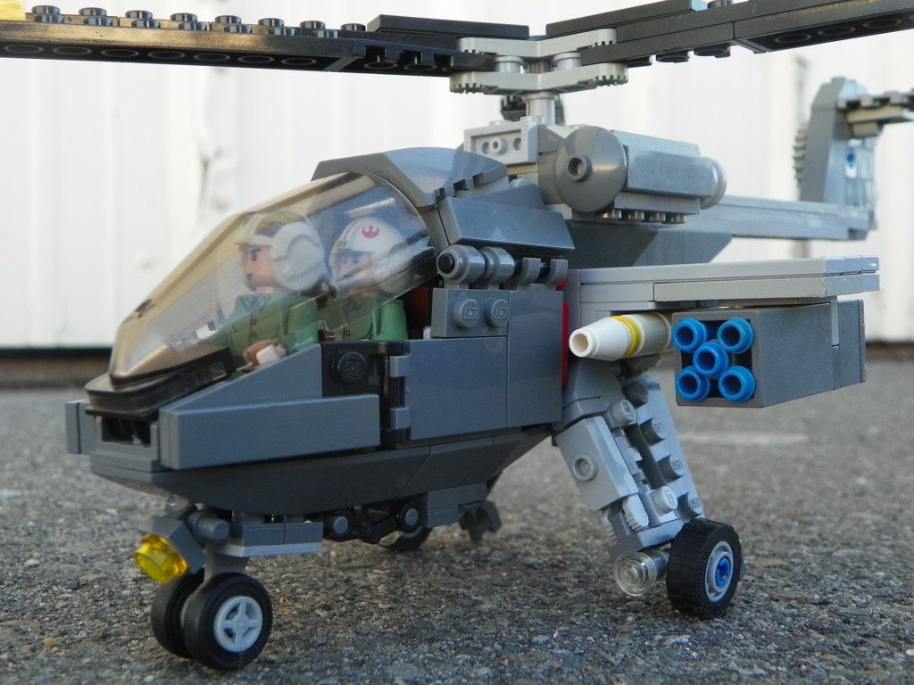 [Image: lego_attack_helicopter__3__by_lightbring...88002y.jpg]