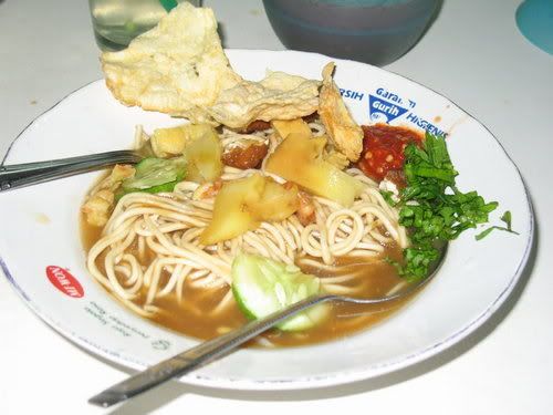 http://i293.photobucket.com/albums/mm52/chopin_03/food/mie-belitung-1.jpg?t=1255262742