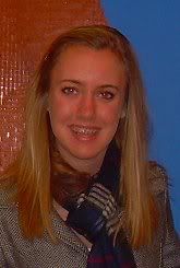 Hairstyles for heart shaped fac...