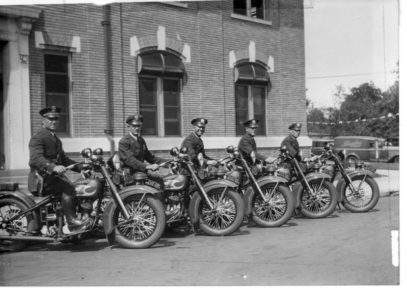 Bmw vs harley police #4