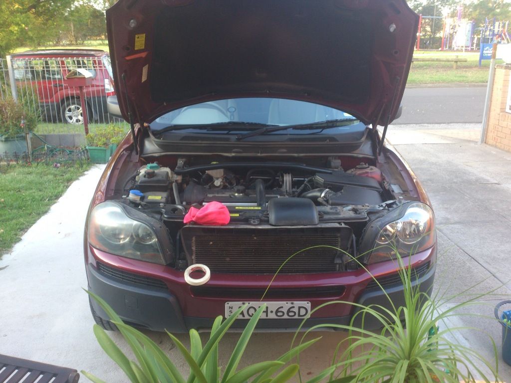 06 XC90 headlight lenses very cloudy. Are there glass replacement