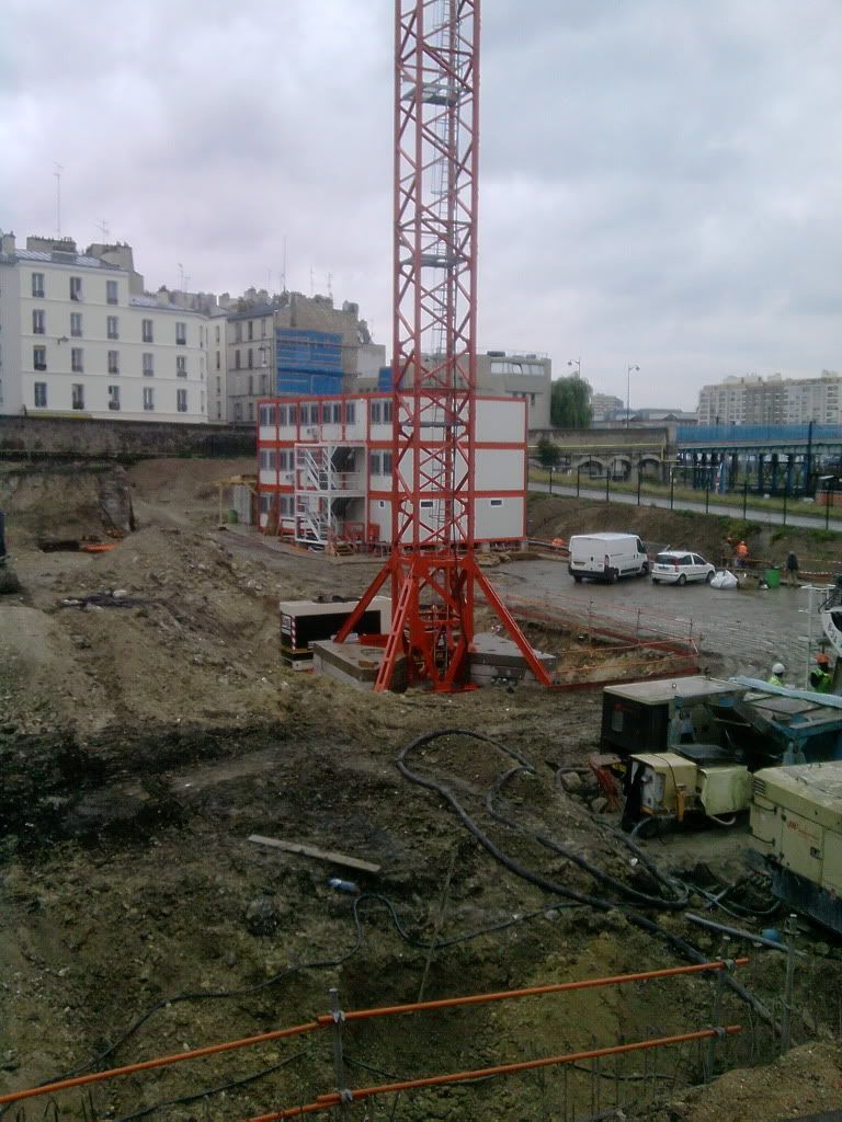 http://i293.photobucket.com/albums/mm61/batopoulet/P080910_1504_02.jpg