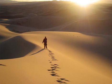 alone-in-the-desert.jpg