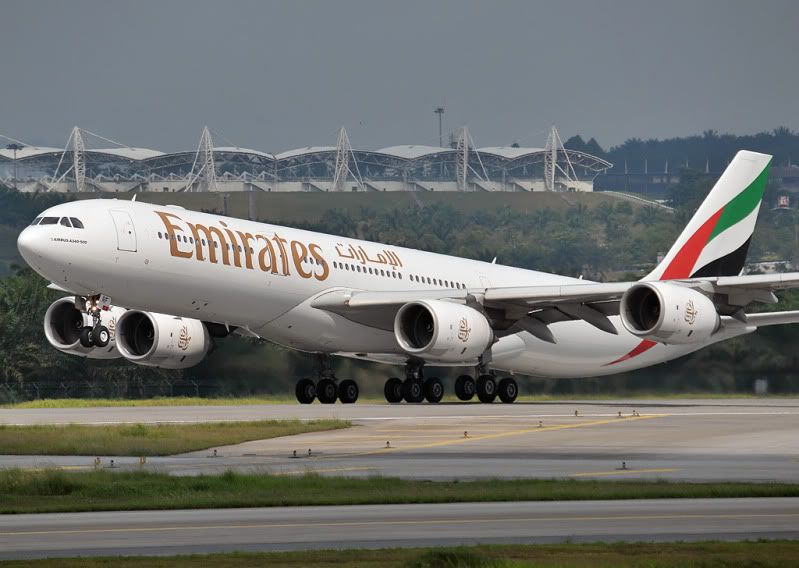 Emirates345-1.jpg