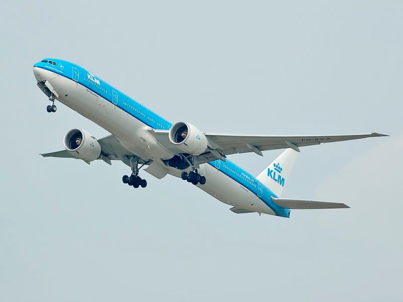 KLM-77W-BVA-200609.jpg