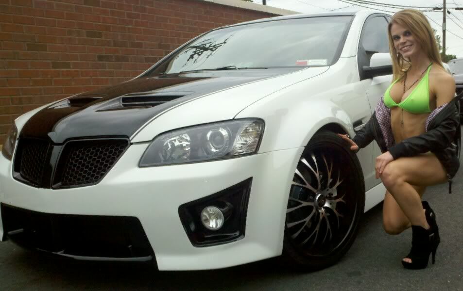 Pics of G8's and hot women - Page 7 - Pontiac G8 Forum: G8 ...