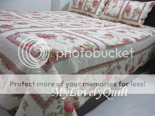   Quilt with Country Cabbage Roses is simply elegant and delightful